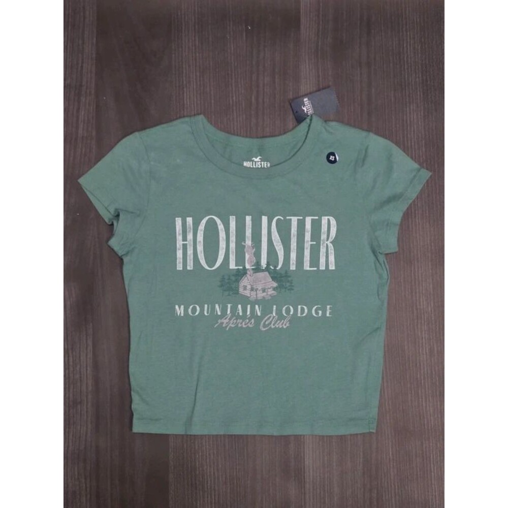 Hollister Green Cropped Top Mountain Lodge Aprés Club Women’s Size XS